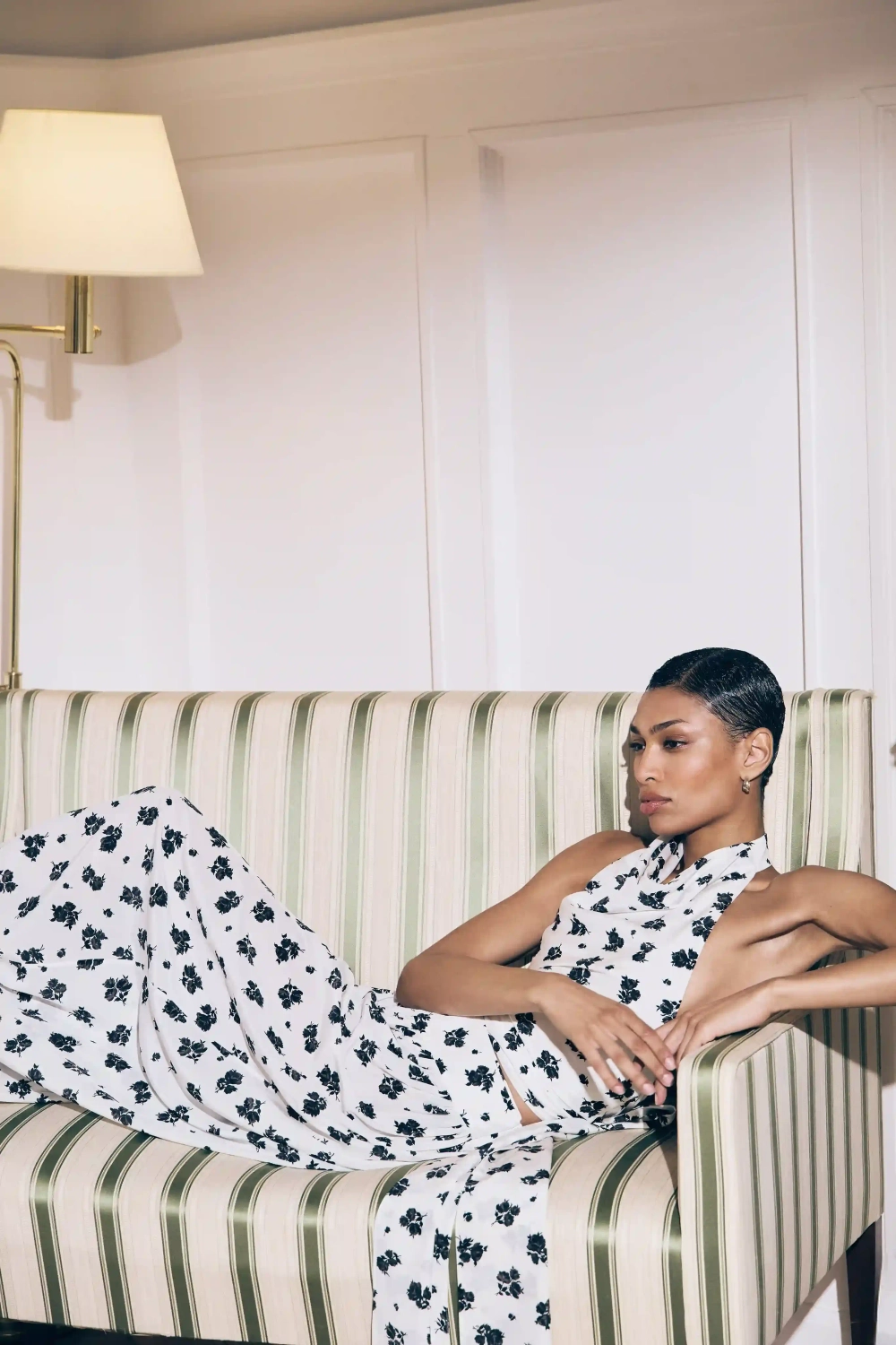 Evie, брюки-шаровары из молочного крепдешина с цветочным принтом