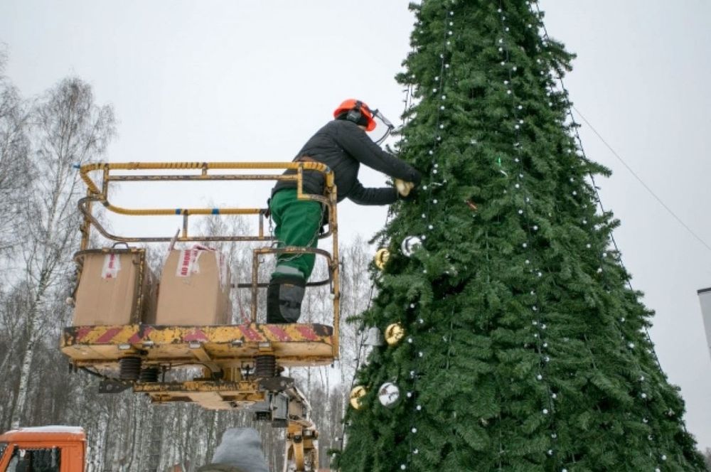 уличная каркасная ель "Русская"