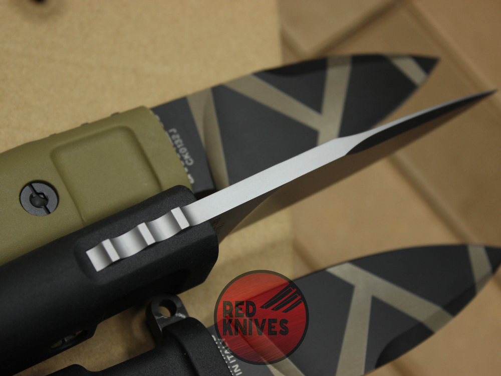 Нож Extrema Ratio Shrapnel OG - черная рукоять, клинок черный камо