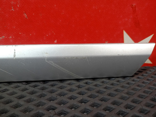 Накладка панели приборов правая