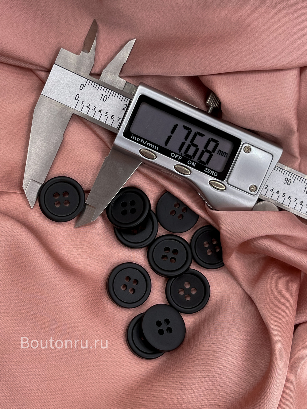 Пуговицы на прокол17 черные