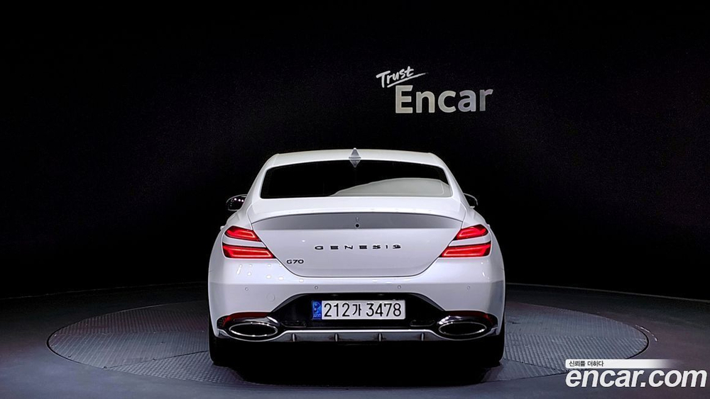 Genesis The New G70 Бензин 3.3T 2WD (04.2022)