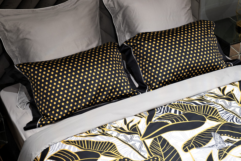 Наволочки 2шт 50x70 Garda Decor Тропики 50x70 золотые/черные