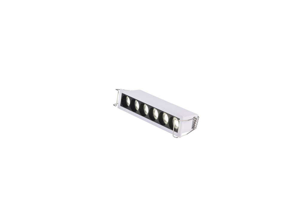 ST762.532.07 Св-к встр. белый LED 1*7W 3000K 550Lm Ra 90 24° IP20 L125xW30xH36 170-240V