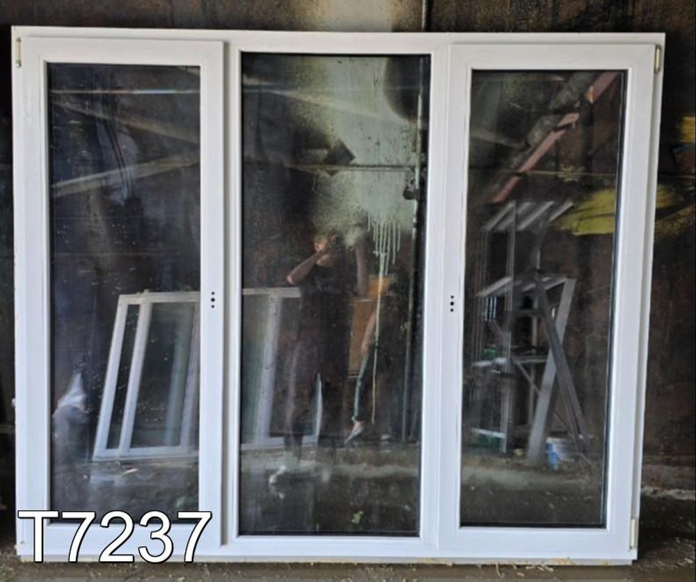 Окно Пластиковое Б/У 1700(в) x 2040(ш)