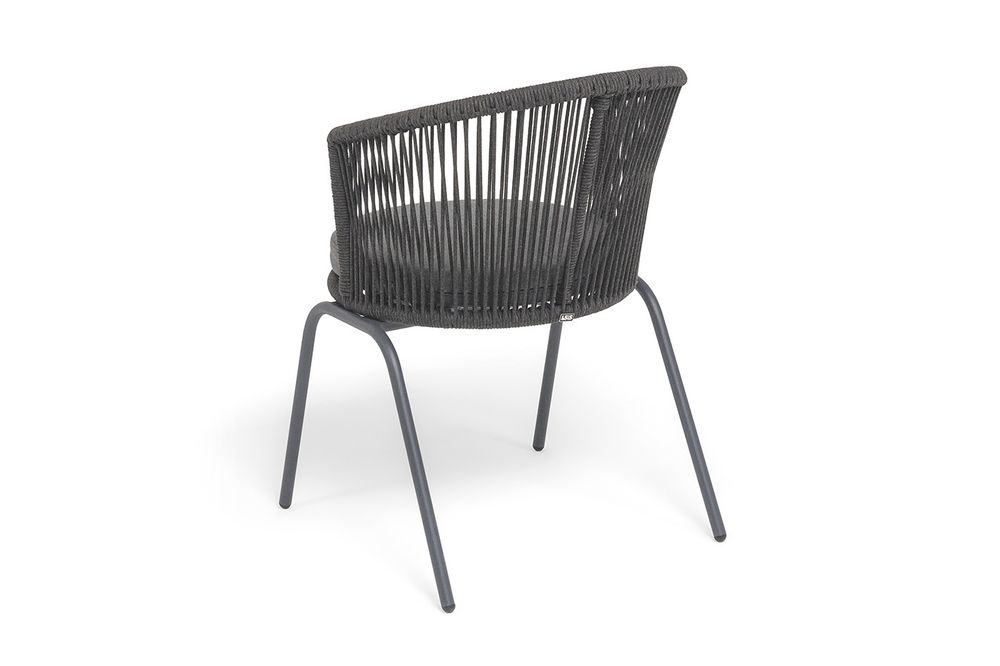 "Люксембург" стул плетеный из роупа, каркас из стали темно-серый (RAL7024) муар, роуп темно-серый круглый, ткань темно-серая 027