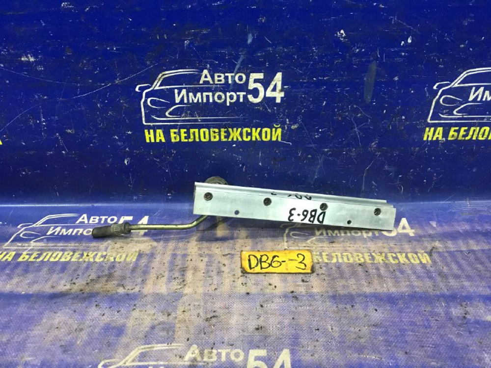 Топливная рейка Honda INTEGRA 2000
