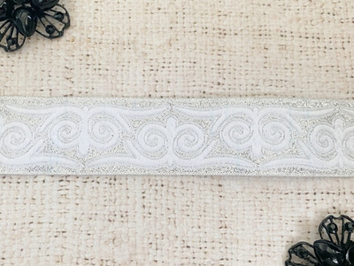 Тесьма жаккард орнамент, ш. 3,4 см.