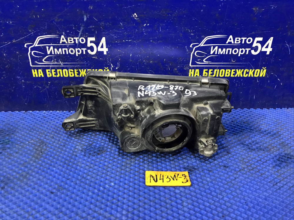 Фара передняя правая MITSUBISHI CHARIOT 1994