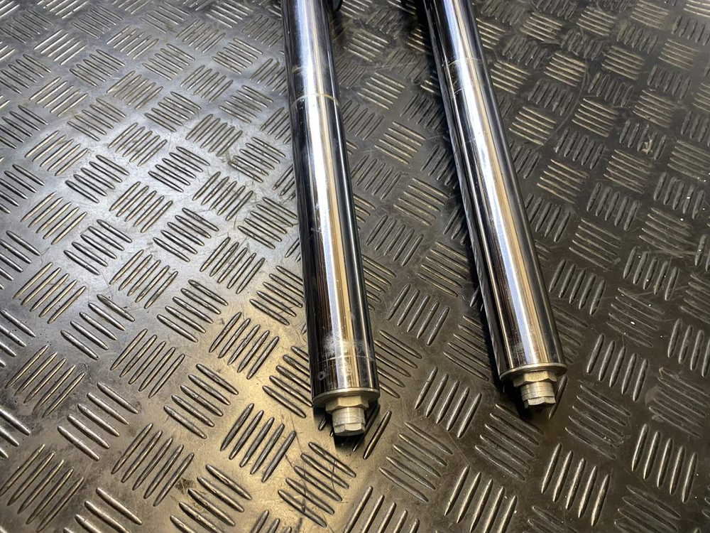 Перья вилки Yamaha TDM850 RN03J 054015