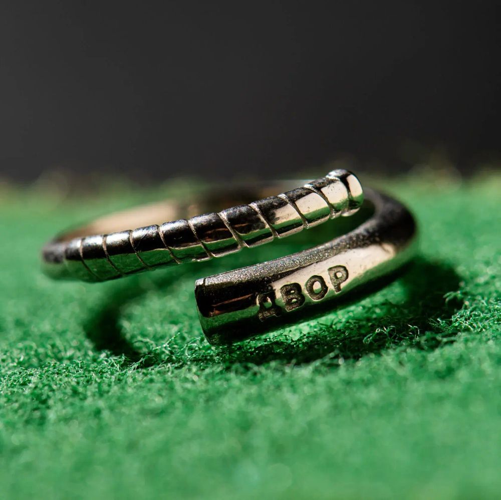 Кольцо Двор Бита