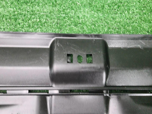 Кожух замка капота BMW 5er G60 (2023-н.в.)