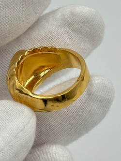 Кольцо с кристаллами