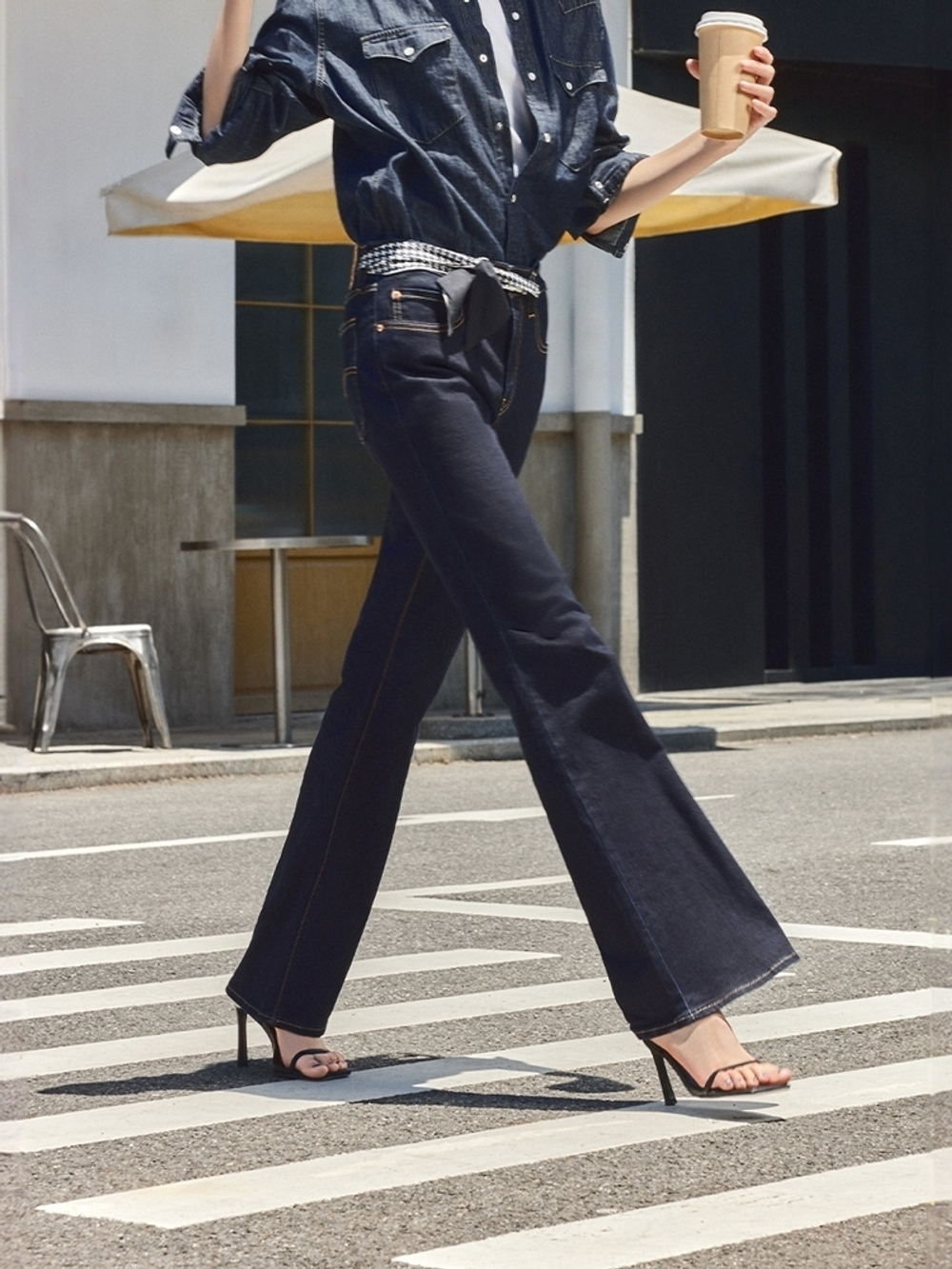 Женские джинсы клеш с завышенной талией Levi's 726 Flare A3410-0110