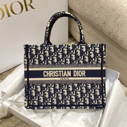 Christian Dior Book Tote 26 cm