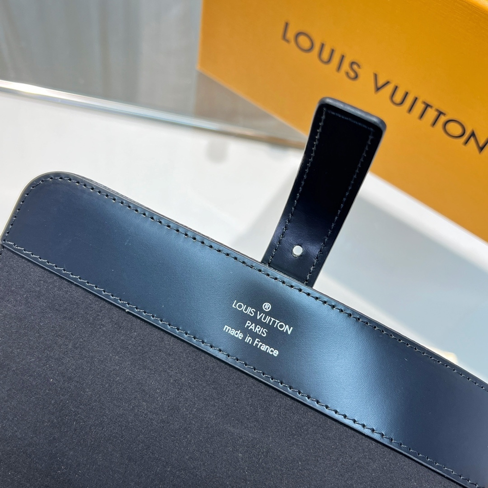 Louis Vuitton 3 Watch Case