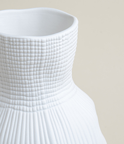 Ваза фарфоровая MATTE