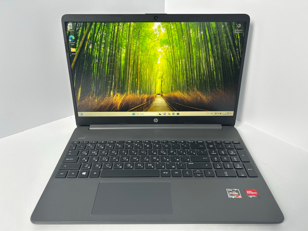 Ноутбук HP 15s-eq2024ur (3B2X2EA) 15.6 "/ AMD Ryzen 3 5300U/RAM 8 GB/SSD 256 GB/AMD Radeon Graphics/1920x1080/IPS/Windows 11/Подсветка кл-ры:Нет/черный. Состояние: B2