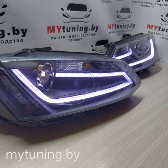 Передняя оптика BLACK для VW JETTA VI 1.11-18