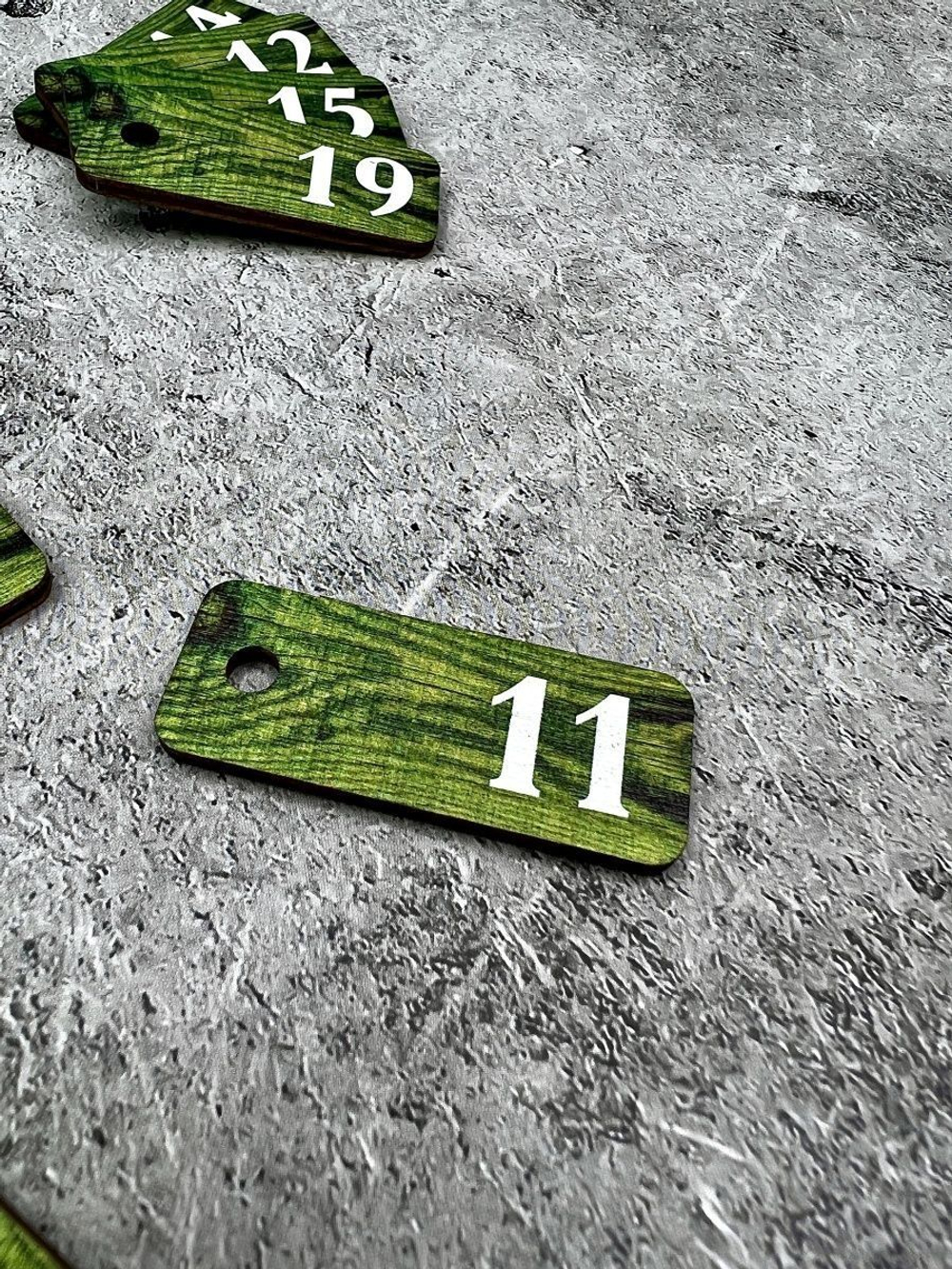 Номерки для ключей 2х5см