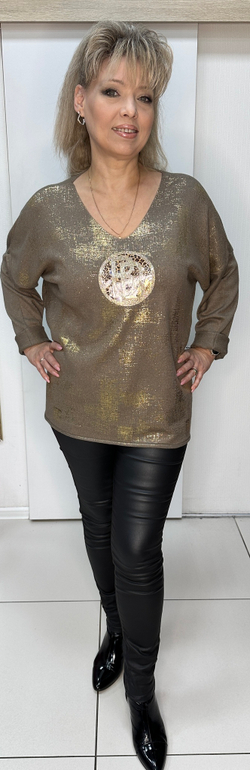 Итальянская туника - джемпер с блестящим напылением и эмблемой