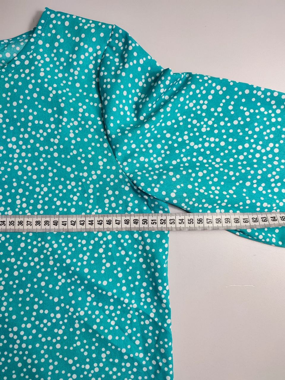 Блузка из вискозы  в милый горошек 48 размер, новая