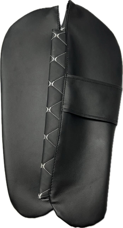 Чехлы на козырьки Волга 3110, 31105 (белая нить Бабочка)