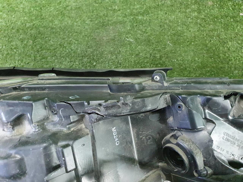 Битая Фара левая Toyota RAV4 5 XA50 (2018-н.в.) LED