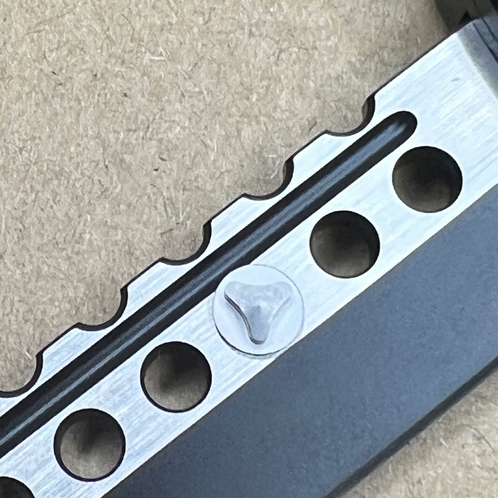 Винт для ножа Microtech Ultratech / UTX-85 серии А+++ - светлый