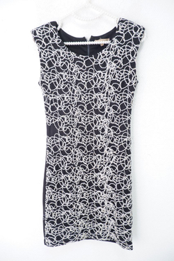 Платье монохромное 44/46 размер