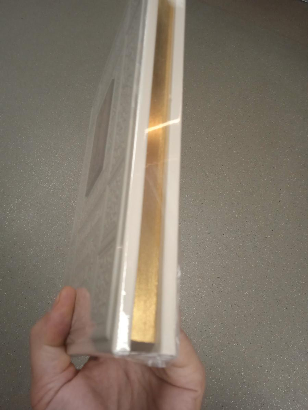 "Афоризмы великих врачей" Книга подарочная в кожаном переплете с деревянной гравировкой