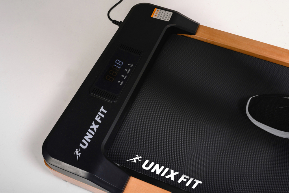 Беговая дорожка UNIX Fit Wood Way