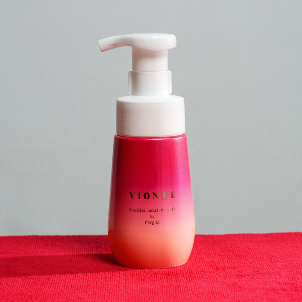 VIONEE ( PEQLIA) Увлажняющая пенка для для интимной гигиены ,чувствительной кожи Виони-Sensitive Moisture Wash, 150 мл