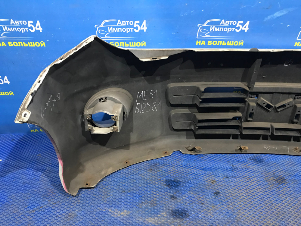 Бампер передний NISSAN ELGRAND 2004-2010