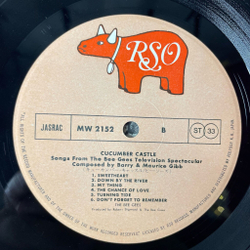 Винтажная виниловая пластинка LP Bee Gees Cucumber Castle (Japan 1976) (No Obi)