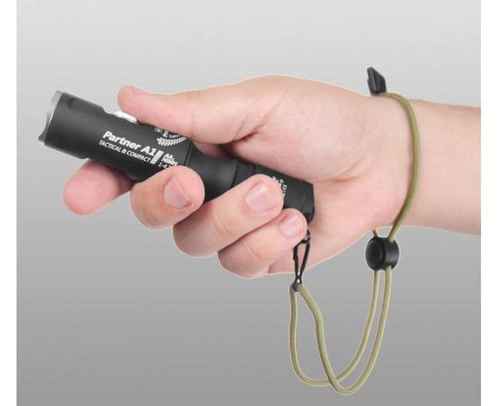Фонарь Armytek Partner A1 Pro v3 / XP-L Теплый / 465 лм / TIR 20°:80° / 1xAA или 1x14500