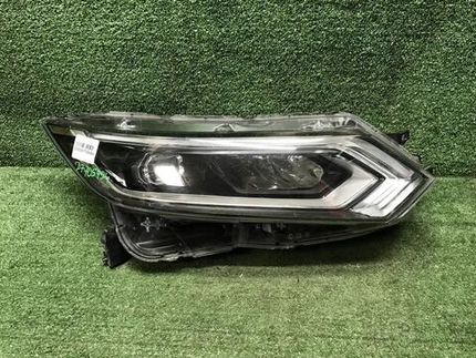 Битая Фара правая Nissan Qashqai 2 j11 (17-23) LED