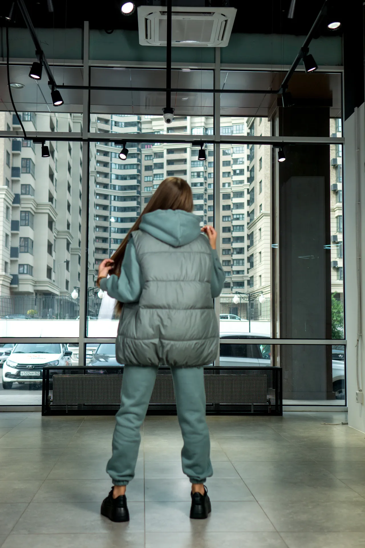 Костюм тройка с дутой жилеткой оптом