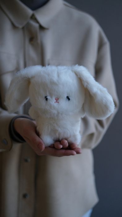 Игрушка Зайчик длинноухий белый