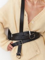 БАЗОВЫЙ РЕМЕНЬ С ПРЯМОУГОЛЬНОЙ ПРЯЖКОЙ BLACK