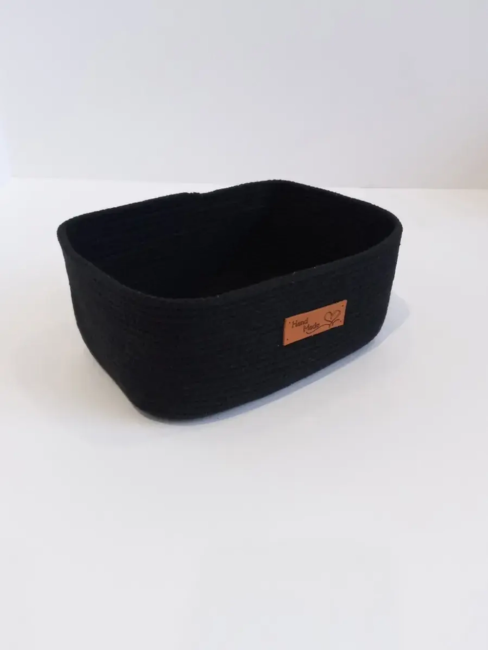 Корзина для хранения плетеная