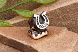 Бусина для темляка Счастливчик 2026 (биметалл) от мастерской Братьев Пешковых