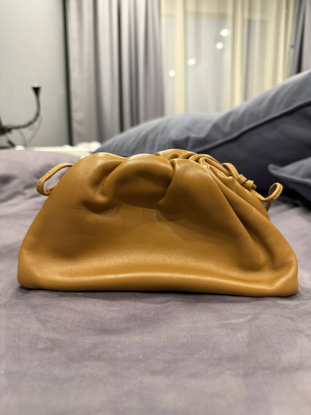 Сумка Bottega Veneta Pouch mini