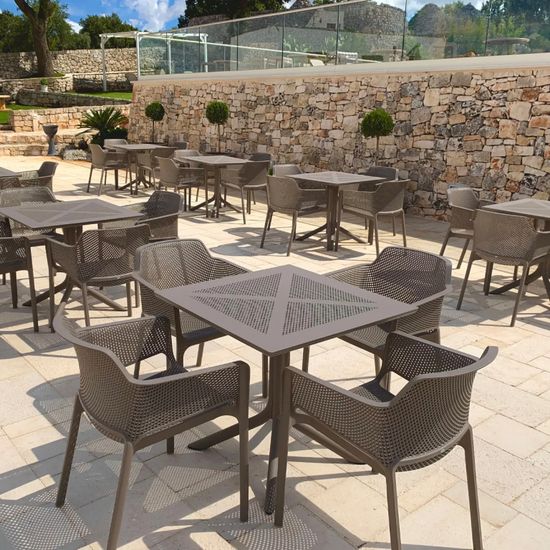 Стол пластиковый обеденный ClipX 80