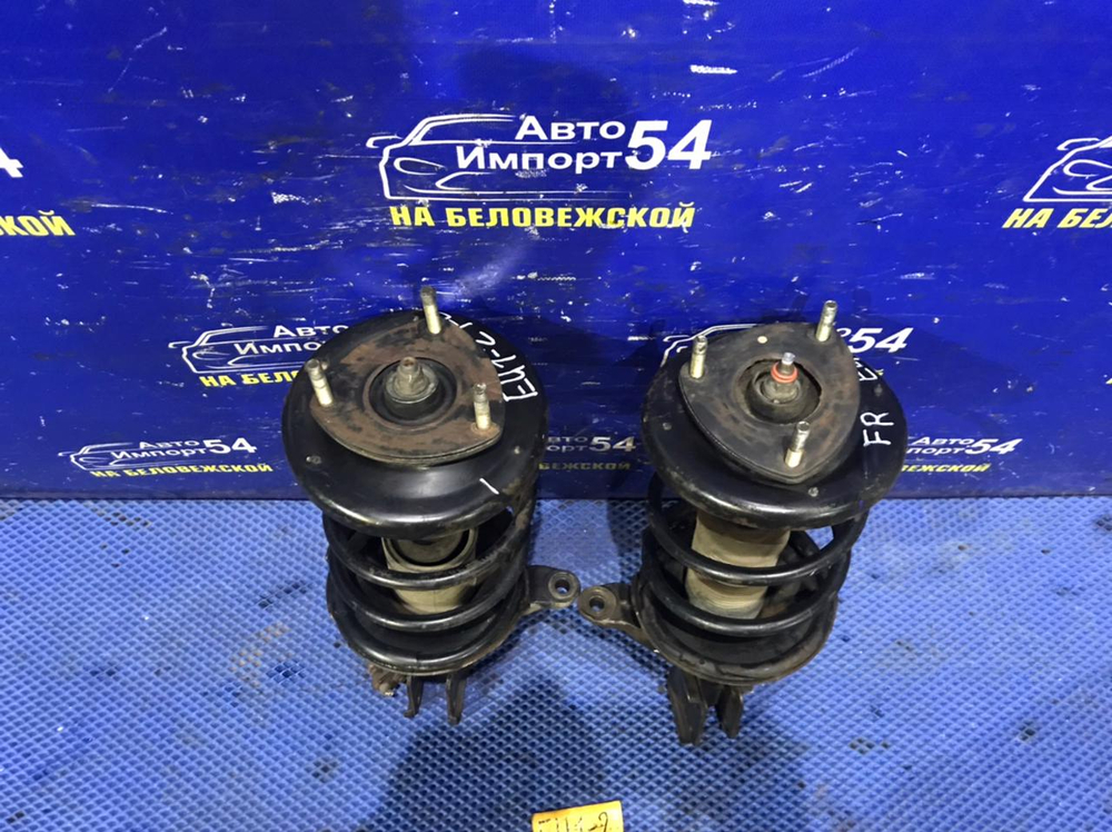 Стойка передняя левая Honda CIVIC 2001