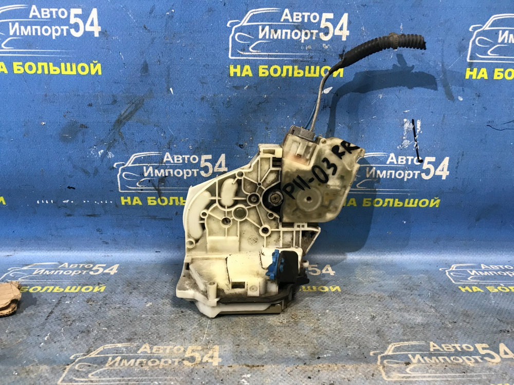 Замок двери задней правой NISSAN PRIMERA 1999