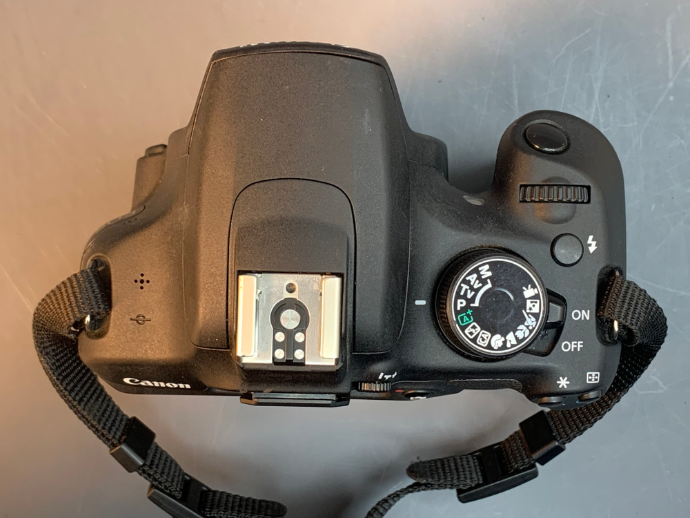 Canon 1200D Body 4942 Кадров