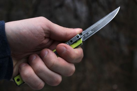 Складной нож CRKT 7096YGK CEO Bamboo c клинком из стали 8Cr13MoV, рукоять GRN / Stainless Steel