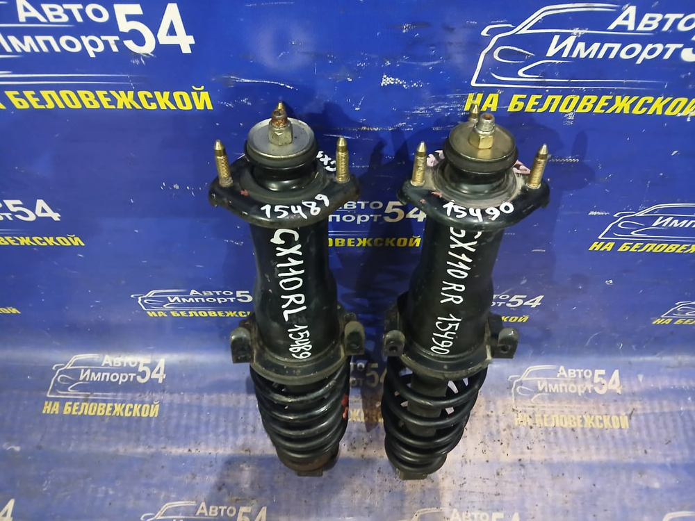 Стойка задняя правая TOYOTA MARK 2 2000-2004