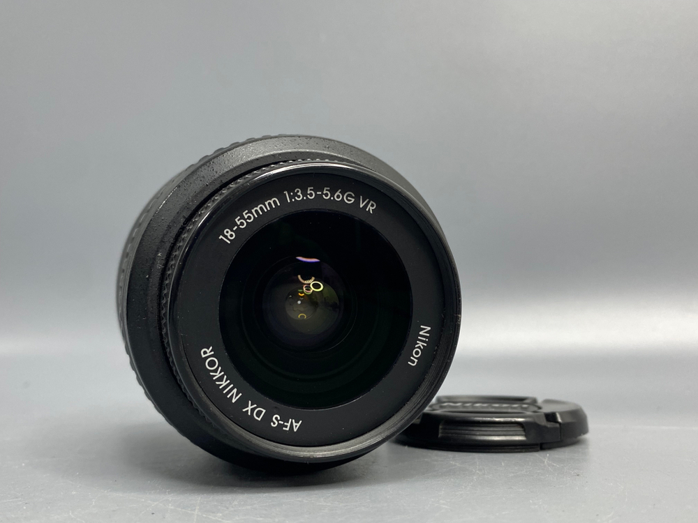 Nikon D5100 Kit 18-55mm 30.000 кадров